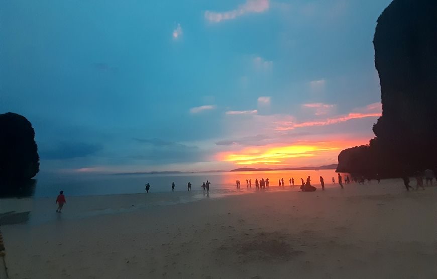 7 Islands Sunset Tour by Speed Boat